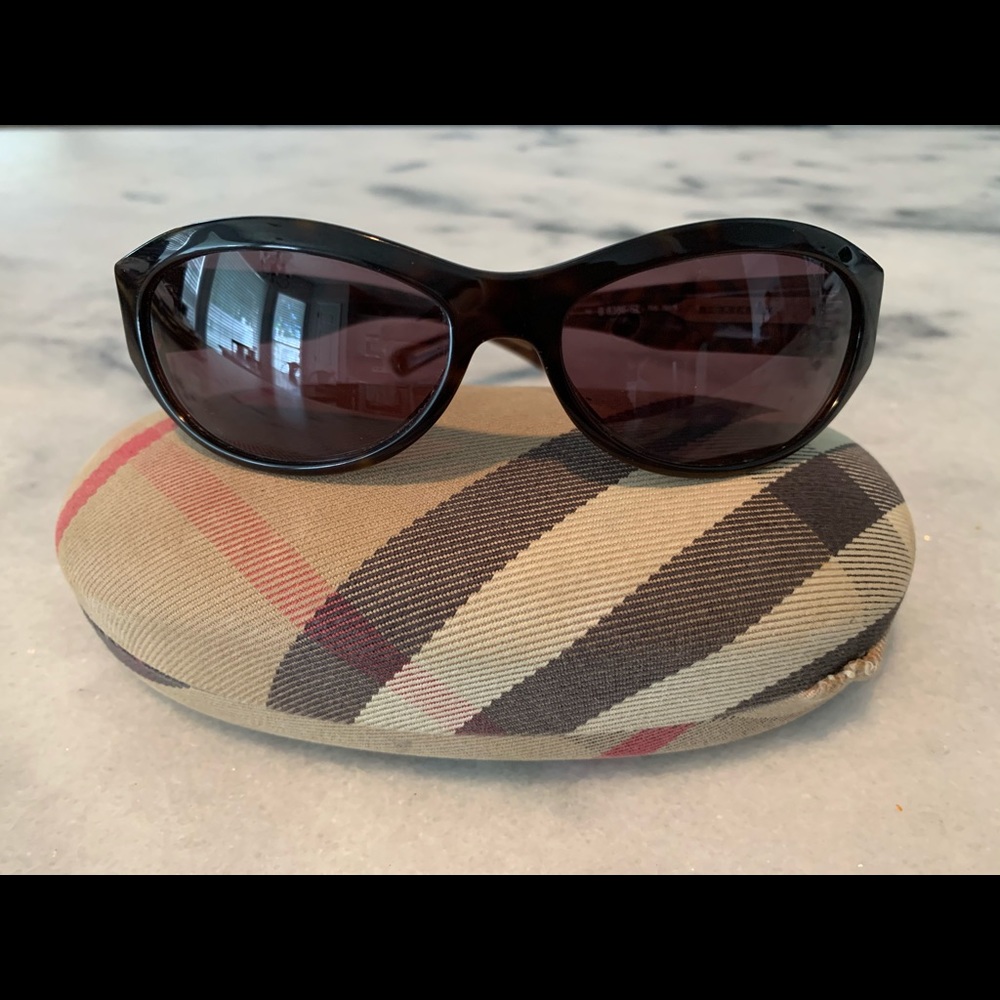 Burberry Woman’s Sunglasses